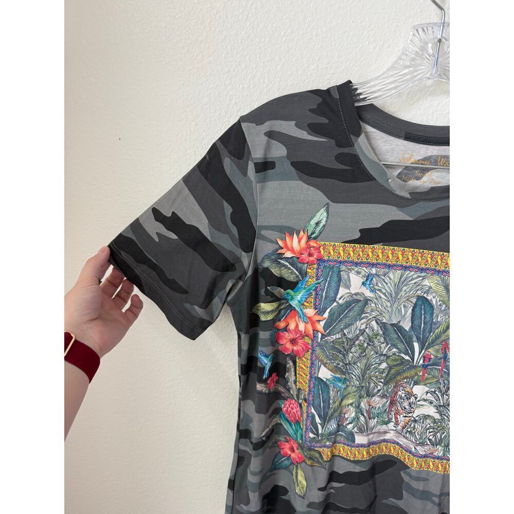 Johnny Was Camo Tiger Porthos Scarf Graphic Tee Pima Cotton Size Small - Picture 5 of 8